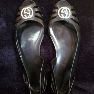 Gucci jelly sandals